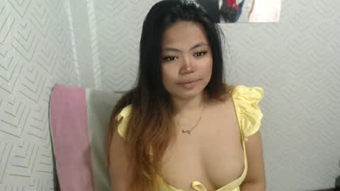 Snapshot of sweetlover_nicole chatting on July 13, 2026, 6:38 am NICOLE online show from July 13, 2026, 6:38 am