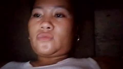 Snapshot of sweetmae32 chatting on June 13, 2026, 9:51 am sweetmae32 online show from June 13, 2026, 9:51 am