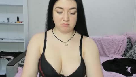 Snapshot of sweetmarylove chatting on March 8, 2025, 10:11 am sweetmarylove online show from March 8, 2025, 10:11 am