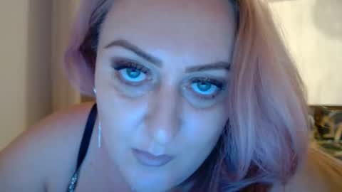 sweetmaya online show from October 31, 2025, 3:13 pm