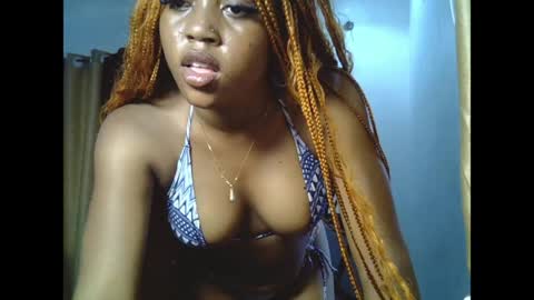 sweetmila9 online show from May 1, 2026, 11:37 am