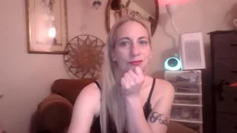 Aria online show from February 16, 2026, 2:29 am