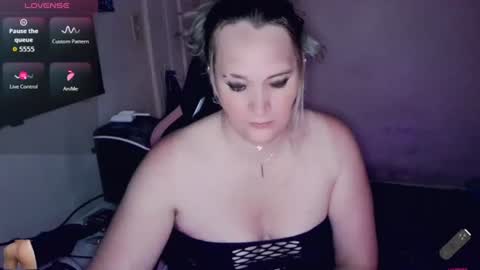 Snapshot of sweetmorgan90 chatting on June 17, 2026, 1:52 am SweetMorgan online show from June 17, 2026, 1:52 am