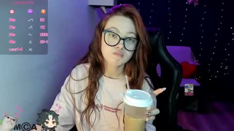 Snapshot of sweetmuffin88 chatting on July 16, 2026, 12:33 pm sweetmuffin88 online show from July 16, 2026, 12:33 pm