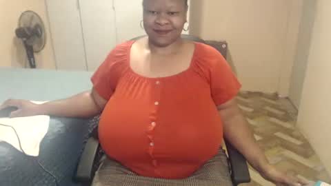 Snapshot of sweetnoziexxx chatting on May 3, 2026, 4:07 am sweetnoziexxx online show from May 3, 2026, 4:07 am
