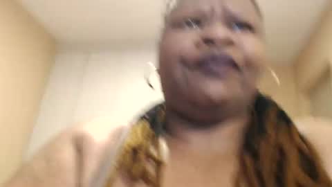 Snapshot of sweetnoziexxx chatting on June 28, 2026, 3:56 am sweetnoziexxx online show from June 28, 2026, 3:56 am