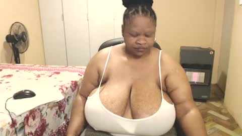 Snapshot of sweetnoziexxx chatting on July 3, 2026, 4:30 am sweetnoziexxx online show from July 3, 2026, 4:30 am