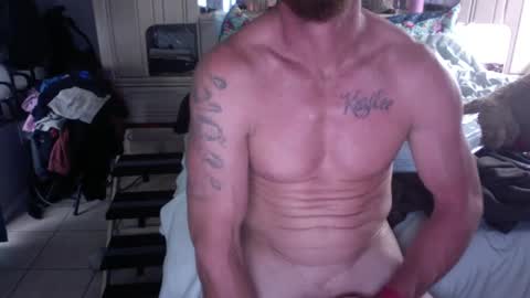 Snapshot of sweetnsexy95 chatting on December 2, 2024, 9:28 pm WeAim2PZzz online show from December 2, 2024, 9:28 pm