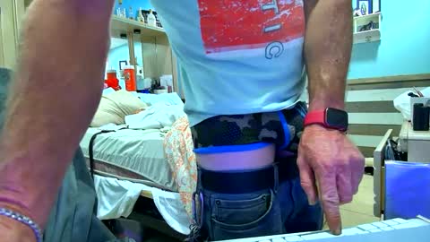 Snapshot of sweetnsexy95 chatting on February 20, 2025, 8:36 pm WeAim2PZzz online show from February 20, 2025, 8:36 pm