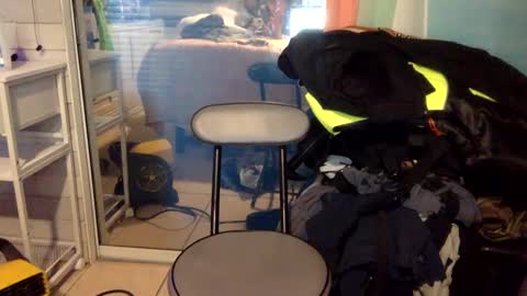 Snapshot of sweetnsexy95 chatting on March 2, 2025, 12:43 pm WeAim2PZzz online show from March 2, 2025, 12:43 pm