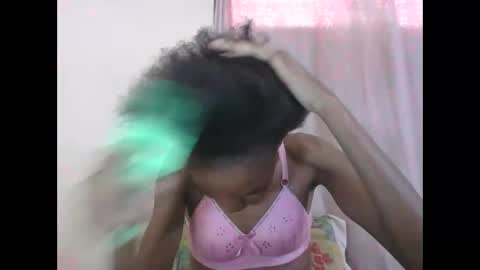 Snapshot of sweetpetite254 chatting on June 1, 2026, 6:48 am ESTHER online show from June 1, 2026, 6:48 am