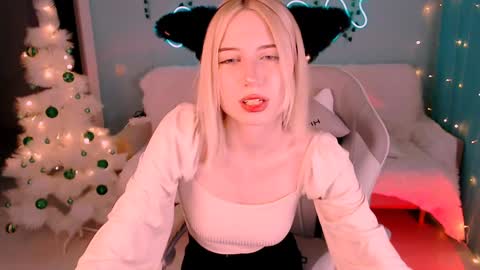 Snapshot of sweetrichal chatting on December 15, 2024, 10:26 pm sweetrichal online show from December 15, 2024, 10:26 pm