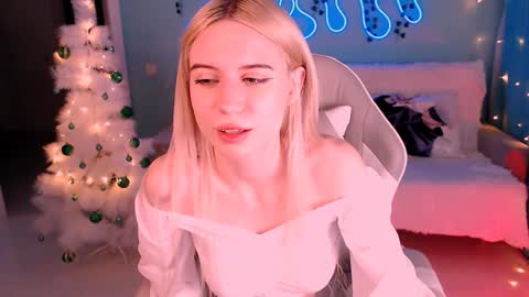 Snapshot of sweetrichal chatting on December 27, 2024, 1:11 am sweetrichal online show from December 27, 2024, 1:11 am