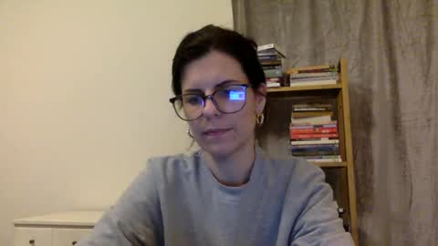 sweetriddance online show from December 18, 2025, 1:06 pm