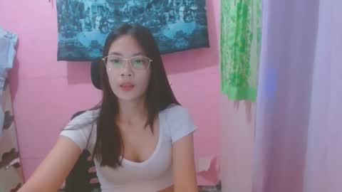Snapshot of sweetsexygirl20 chatting on June 13, 2026, 6:00 am Mia online show from June 13, 2026, 6:00 am