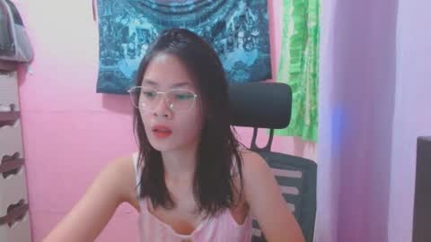 Snapshot of sweetsexygirl20 chatting on July 17, 2026, 4:30 am Mia online show from July 17, 2026, 4:30 am