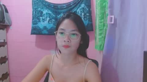 Snapshot of sweetsexygirl20 chatting on July 18, 2026, 12:53 pm Mia online show from July 18, 2026, 12:53 pm