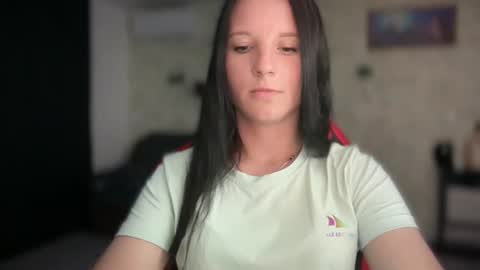 Snapshot of sweetshy99 chatting on July 14, 2026, 6:46 pm Sweet Shy online show from July 14, 2026, 6:46 pm