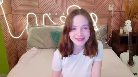 Snapshot of sweetshy_ chatting on November 9, 2025, 1:42 pm Alice online show from November 9, 2025, 1:42 pm