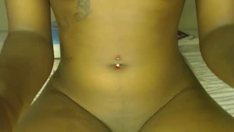 Snapshot of sweetsinxx1 chatting on March 3, 2026, 7:53 pm Sweetsinxx1 online show from March 3, 2026, 7:53 pm
