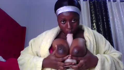 Snapshot of sweetslimgal23 chatting on May 8, 2026, 8:14 pm purity online show from May 8, 2026, 8:14 pm