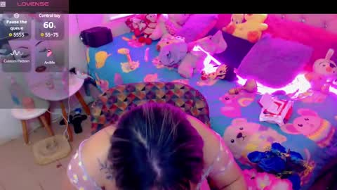 martina online show from December 20, 2024, 9:43 am