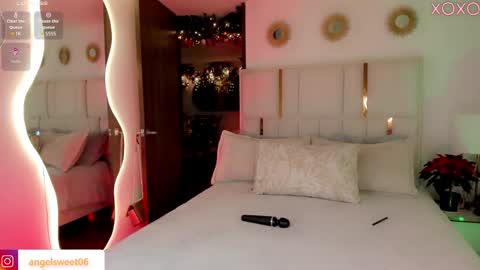 Snapshot of sweett_shinexx chatting on December 17, 2025, 6:19 am angel online show from December 17, 2025, 6:19 am