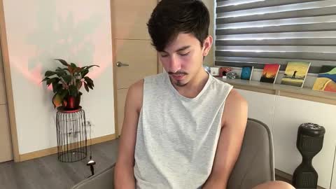 Snapshot of sweettaaron chatting on October 29, 2025, 6:09 pm Andy online show from October 29, 2025, 6:09 pm