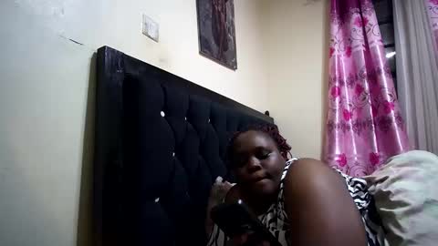 PEACHES online show from February 3, 2026, 9:53 pm