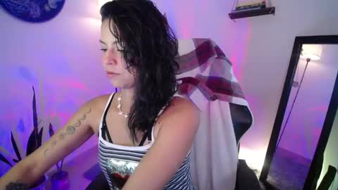 Snapshot of sweettianna chatting on September 29, 2025, 2:22 pm shamanta Independent modelHelp me reach 100 thumbs up online show from September 29, 2025, 2:22 pm