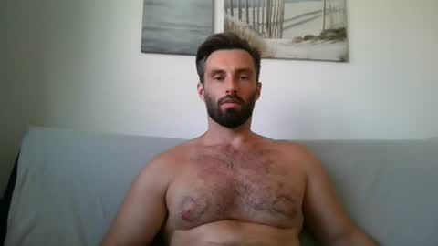 Tom online show from June 25, 2026, 8:19 am