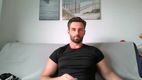 Tom online show from July 8, 2026, 12:42 pm