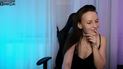 Leila and Alex online show from January 9, 2025, 9:16 pm