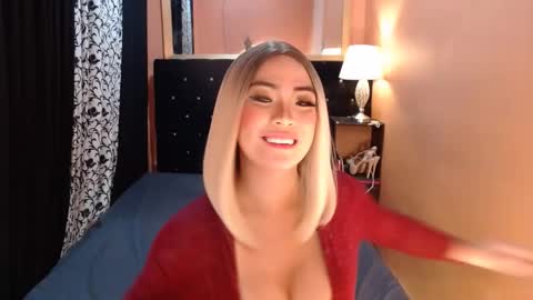 Ms trixiee online show from March 10, 2025, 7:40 pm