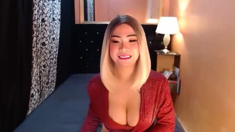 Ms trixiee online show from March 19, 2026, 12:03 am