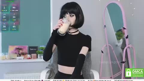 Snapshot of sweetuniporn chatting on July 12, 2026, 9:00 am Elis a little vacation Ill be here Saturday my schedules in bio online show from July 12, 2026, 9:00 am