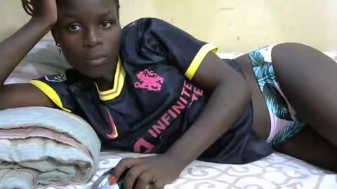 sweetvallerie online show from February 7, 2025, 6:02 pm