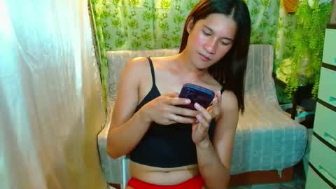 sweetvictoria2000 online show from January 18, 2025, 8:41 am