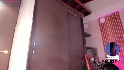 sweetviolet___ online show from June 20, 2026, 12:08 pm
