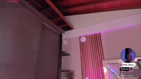 sweetviolet___ online show from June 26, 2026, 11:58 am