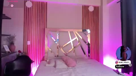 sweetviolet___ online show from July 8, 2026, 11:48 am