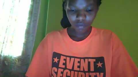 Snapshot of sweetwipe_africana14 chatting on April 1, 2026, 11:55 am Essy online show from April 1, 2026, 11:55 am