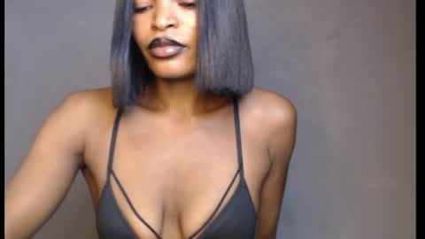 Snapshot of sweetxxboobsx chatting on June 17, 2026, 8:28 am sweetxxboobsx online show from June 17, 2026, 8:28 am