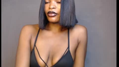 sweetxxboobsx online show from June 24, 2026, 8:35 am