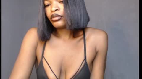 sweetxxboobsx online show from July 29, 2026, 7:39 am