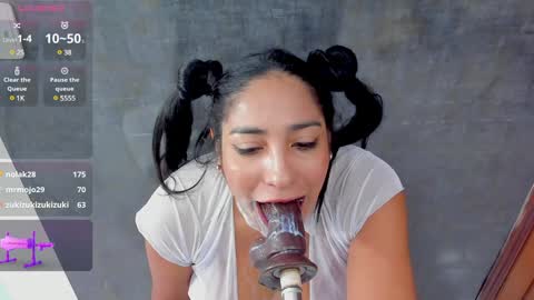 LINA online show from January 17, 2025, 2:39 pm