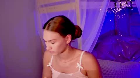 Snapshot of sweety_emilya chatting on July 15, 2026, 5:45 am Emily online show from July 15, 2026, 5:45 am