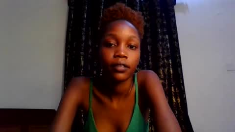 Snapshot of sweety_melanin chatting on June 2, 2026, 10:17 am Vickky online show from June 2, 2026, 10:17 am