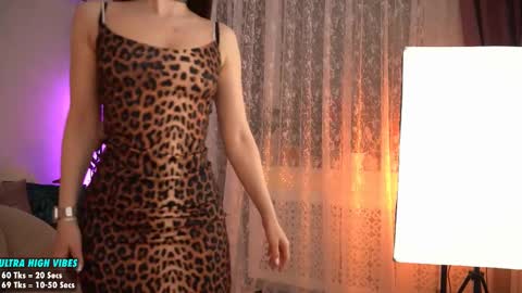 Snapshot of sweety_rinushka_ chatting on February 16, 2025, 5:37 pm Katerina online show from February 16, 2025, 5:37 pm