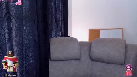 yaya online show from January 15, 2025, 9:41 pm